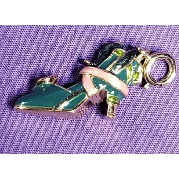 Vintage Kenneth J Lane Signed Shoe Charm Pink & Green Enamel On Gold Tone Metal - Picture 4 of 9